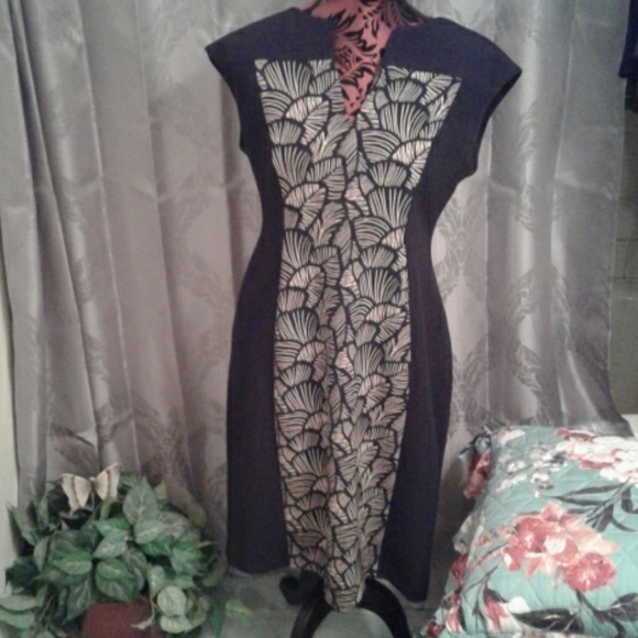 connected apparel Dresses & Skirts - Connected Apparel dress sz 12